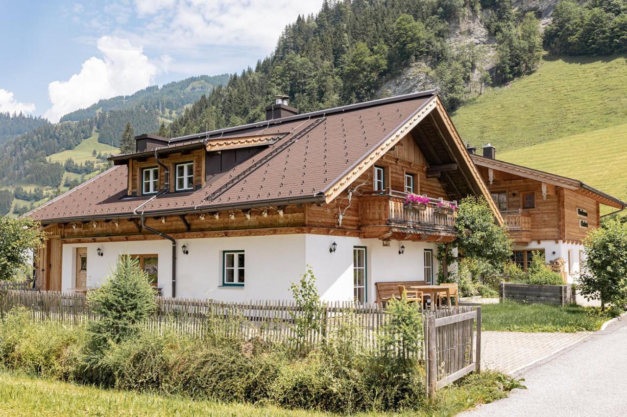 Birnbaum Chalets กรอสซาร์ล ภายนอก รูปภาพ