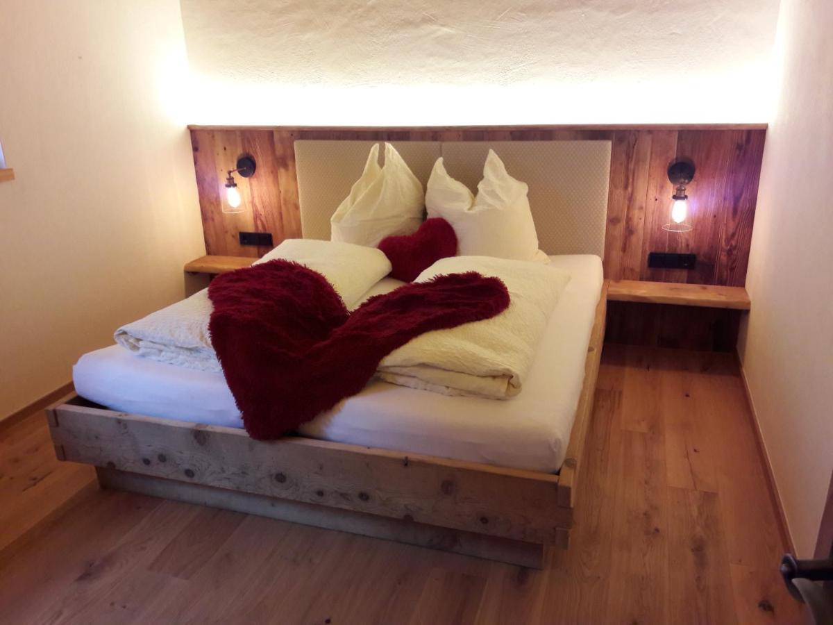 Birnbaum Chalets กรอสซาร์ล ภายนอก รูปภาพ
